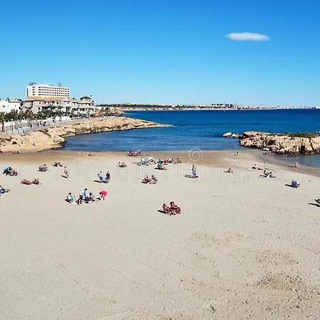 Floor Spacious With Roof Terrace דירה