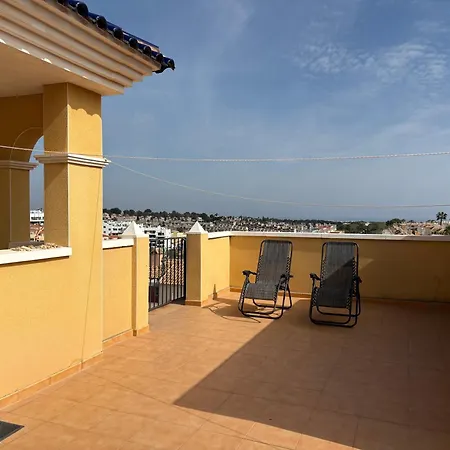 Floor Spacious With Roof Terrace * Alicante