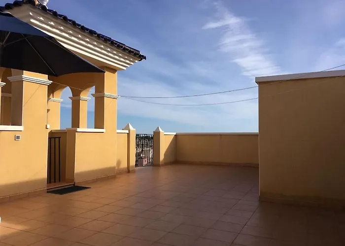 Floor Spacious With Roof Terrace 公寓