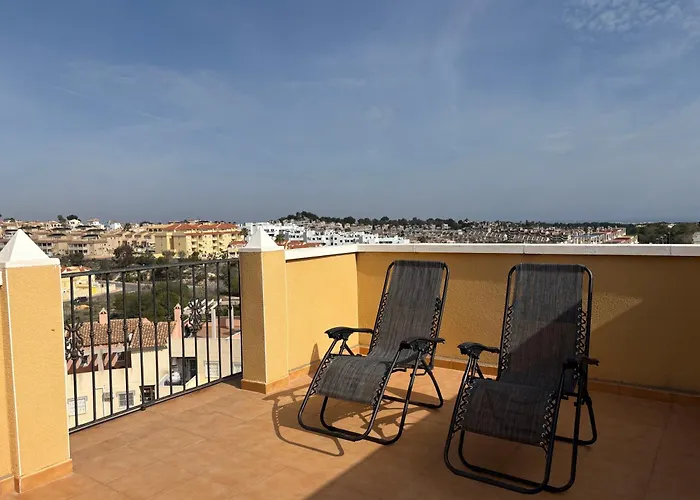 Floor Spacious With Roof Terrace 阿利坎特